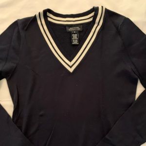 Jones NY navy blue sweater…..very good condition!